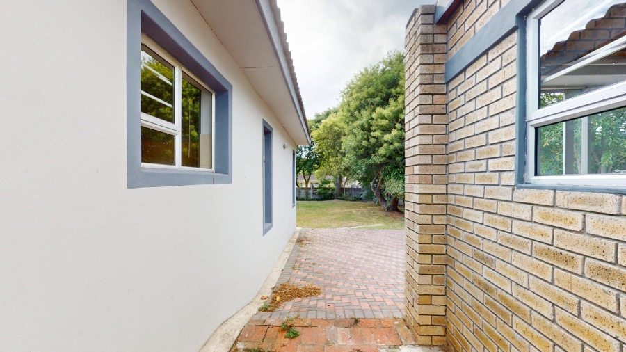 4 Bedroom Property for Sale in Lorraine Eastern Cape